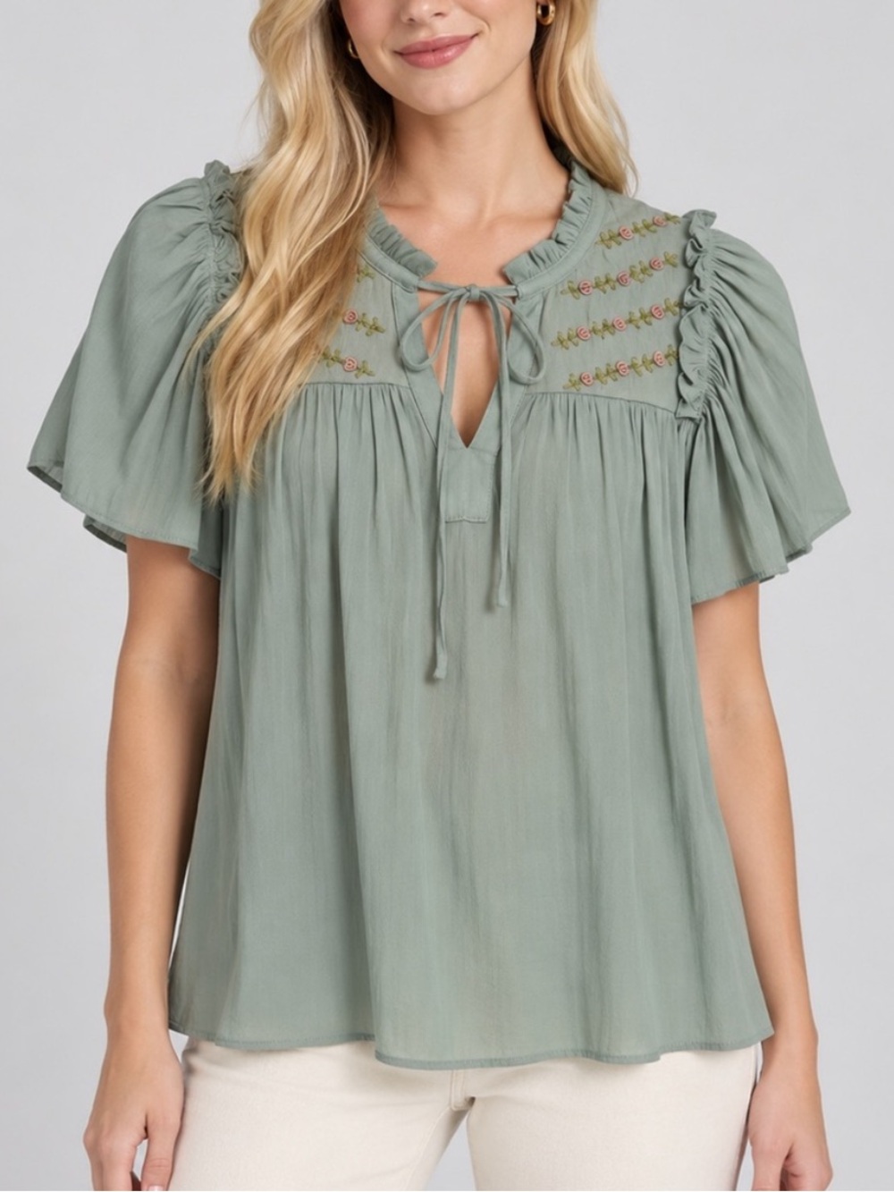 NWT! Current Air Sage Green Embroidered Flutter Sleeve Blouse Small 6143